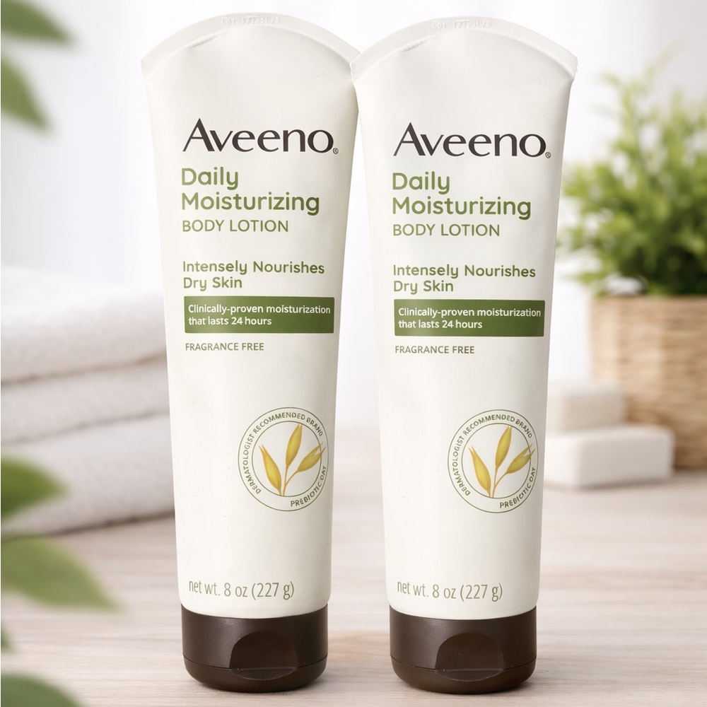 2 Aveeno Daily Moisturizing Body Lotion 8 oz
